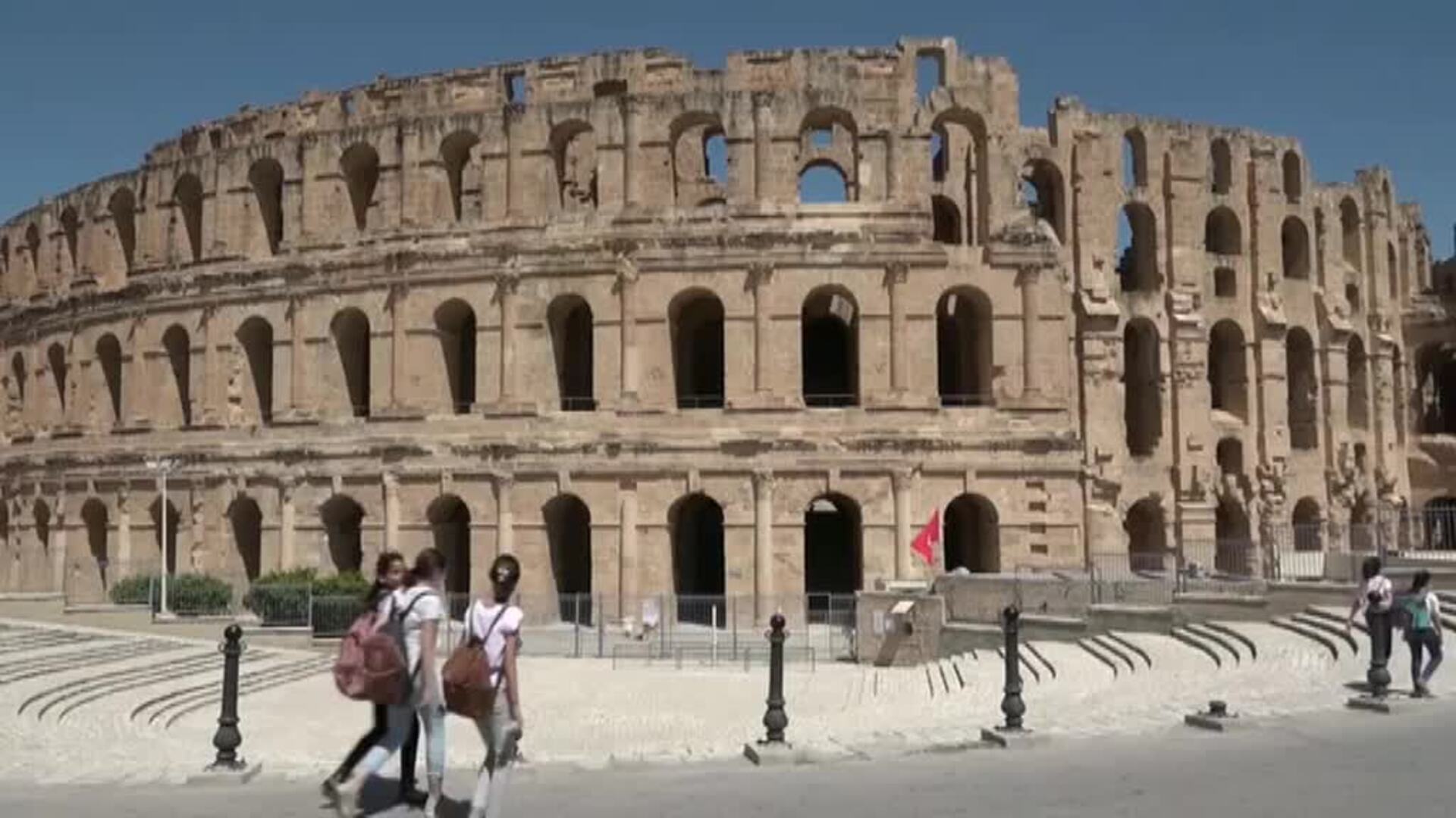 El turismo en Túnez se precipita a la bancarrota