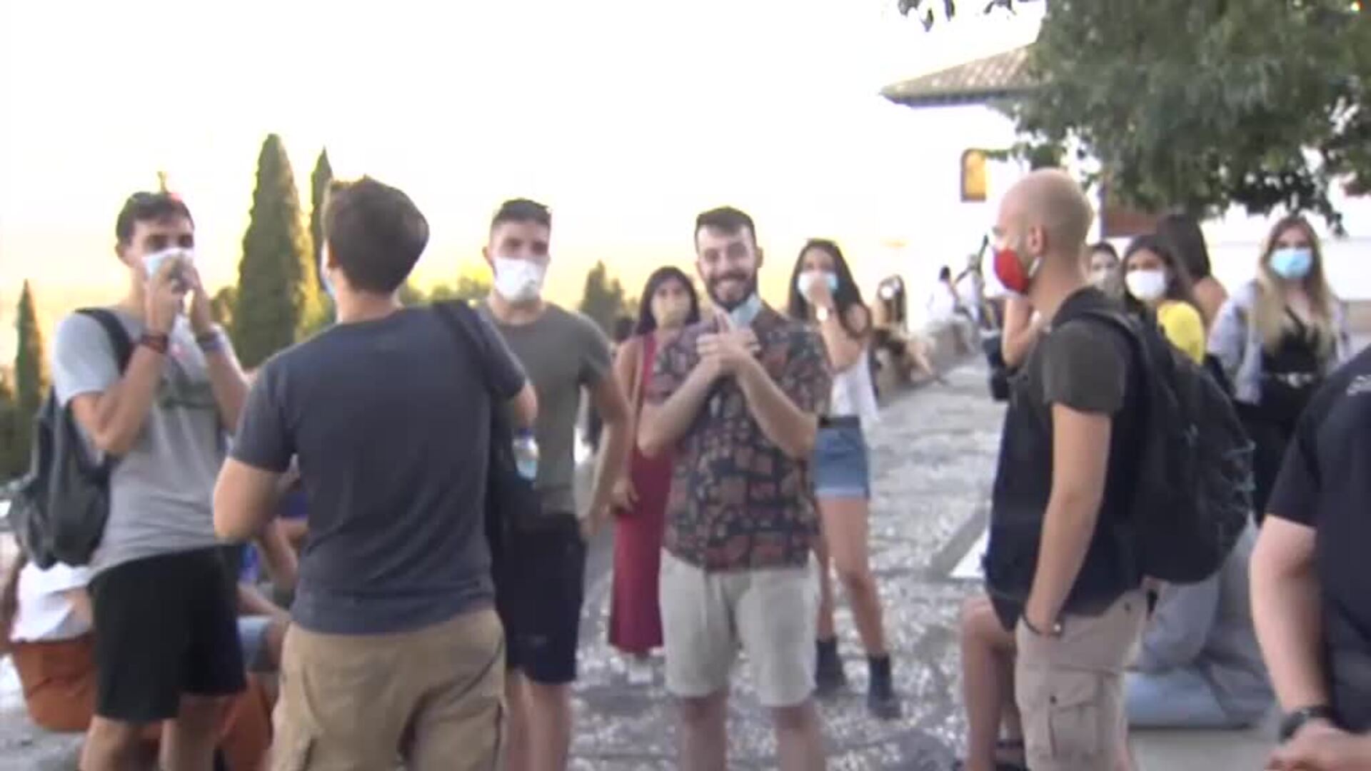 Los botellones regresan al Mirador de San Nicolás en Granada