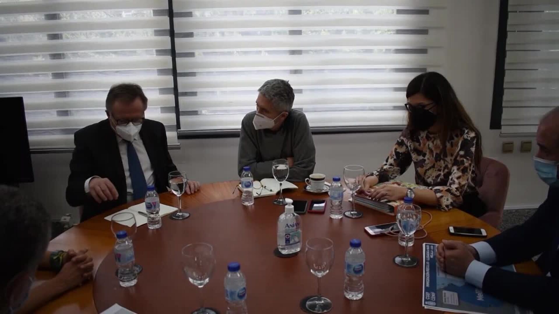 Marlaska se desplaza a Melilla para coordinar la llegada de 90 agentes