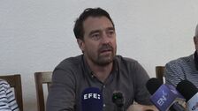 Madre de la defensora de derechos humanos detenida en El Salvador responsabiliza a Bukele