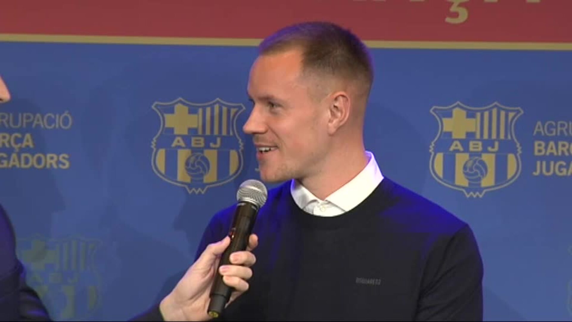 Alexia Putellas y Ter Stegen reciben el Premio Barça Jugadors por su juego limpio