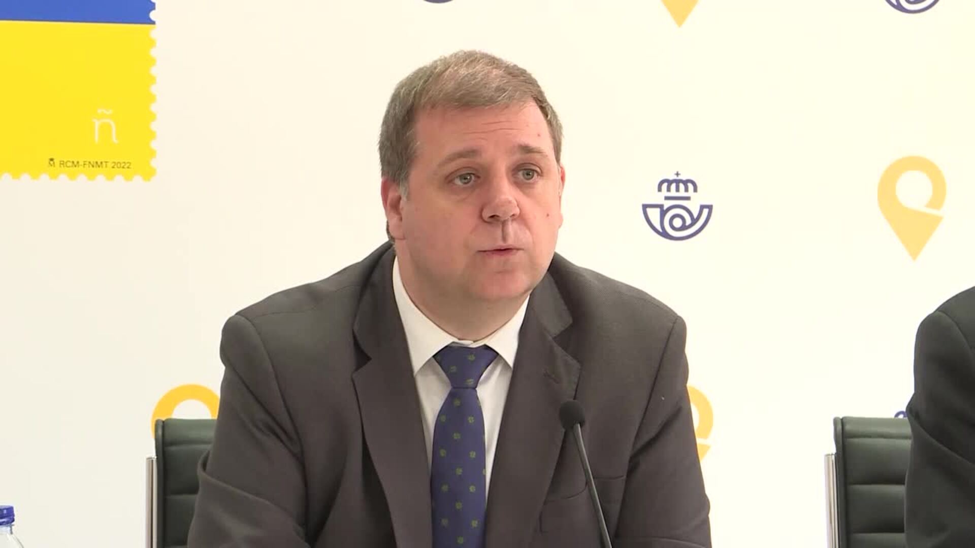 Correos presenta un sello en apoyo a Ucrania que &quot;está padeciendo las consecuencias de la guerra&quot;