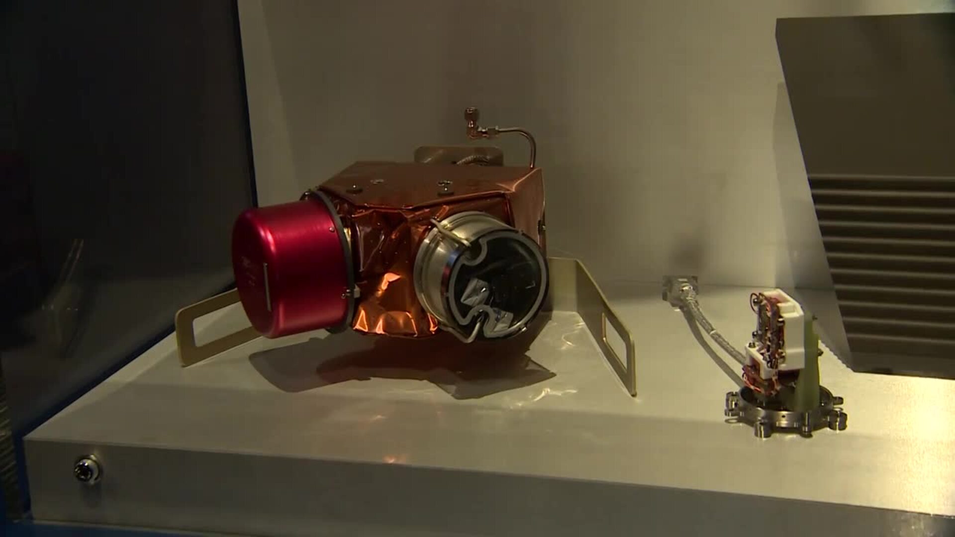 El Cosmocaixa de Barcelona muestra el origen de los estudios sobre el Sol