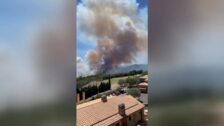 El fuego obliga a desalojar dos urbanizaciones y varios hoteles en la localidad gerundense de Castell de Aro