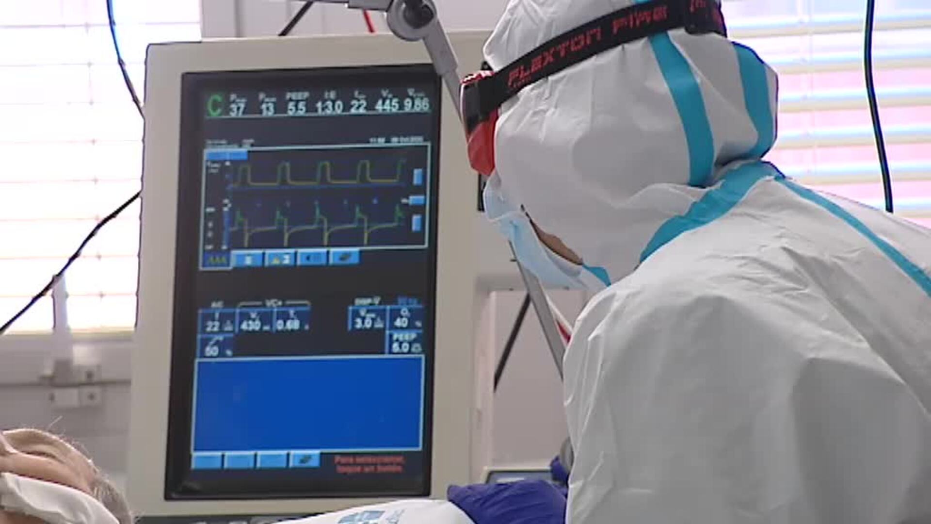 El año nuevo trae un aumento preocupante de los contagios y muertes por coronavirus