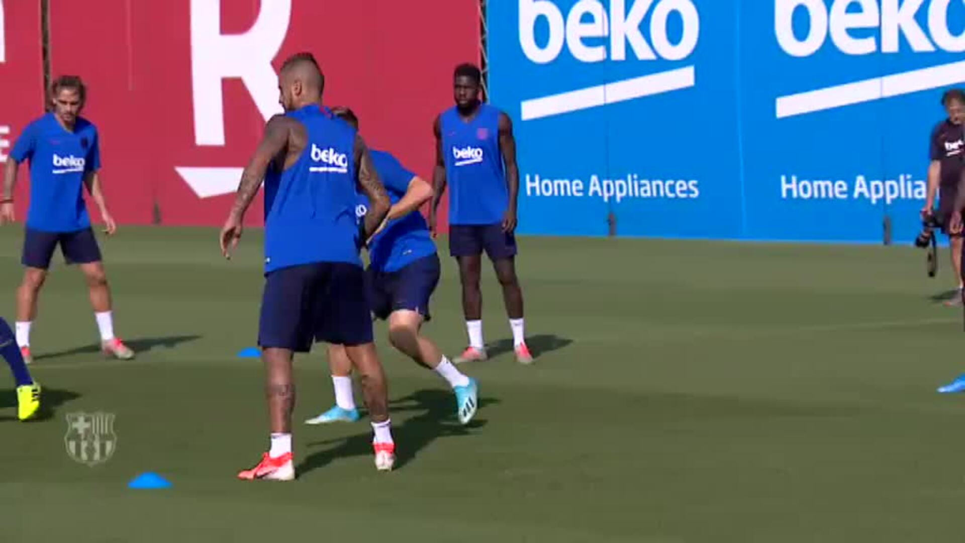 El Barça vuelve a los entrenamientos con la ausencia de Messi