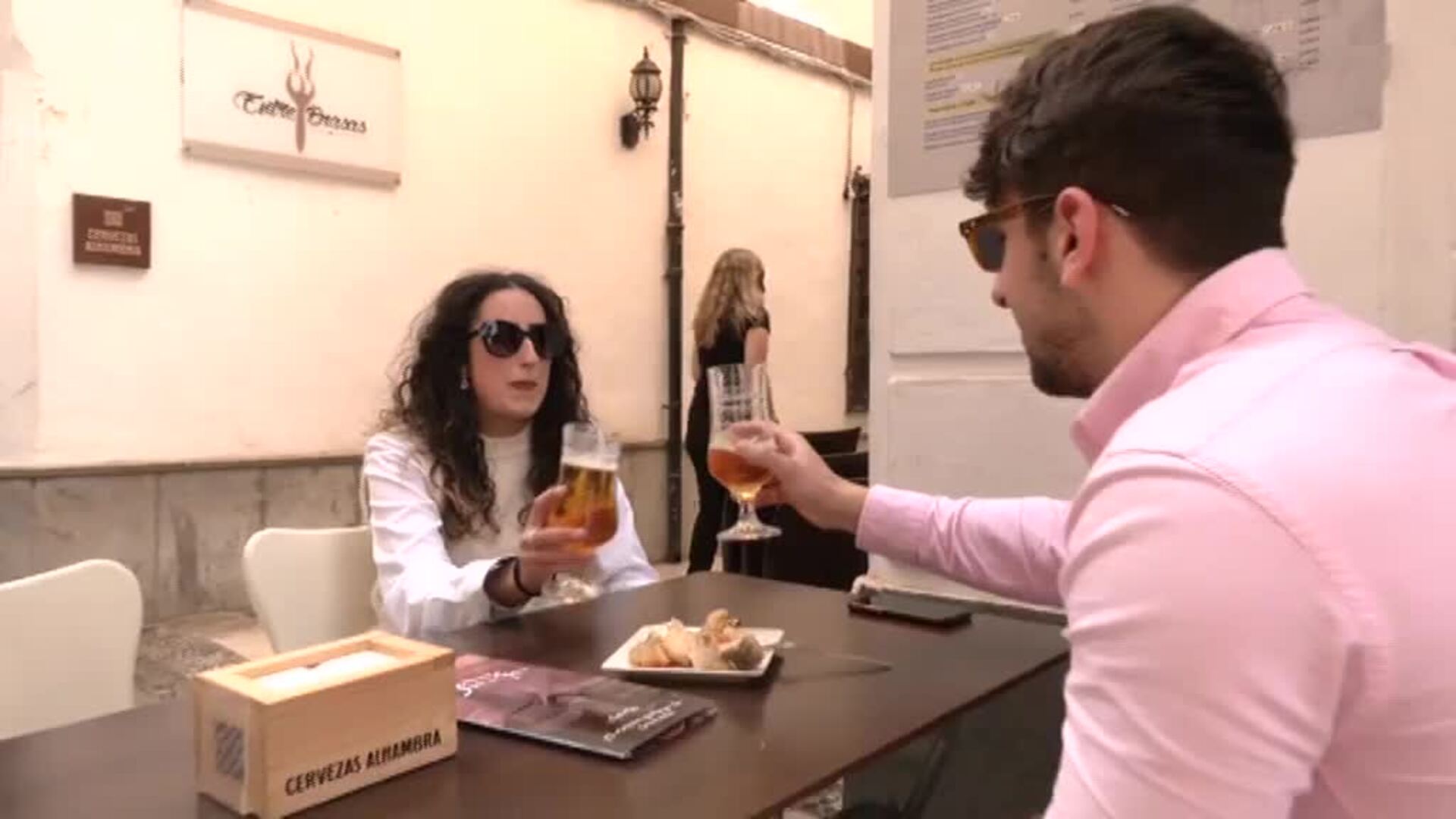 La postpandemia y la inflación ponen en peligro la supervivencia de la tapa gratis