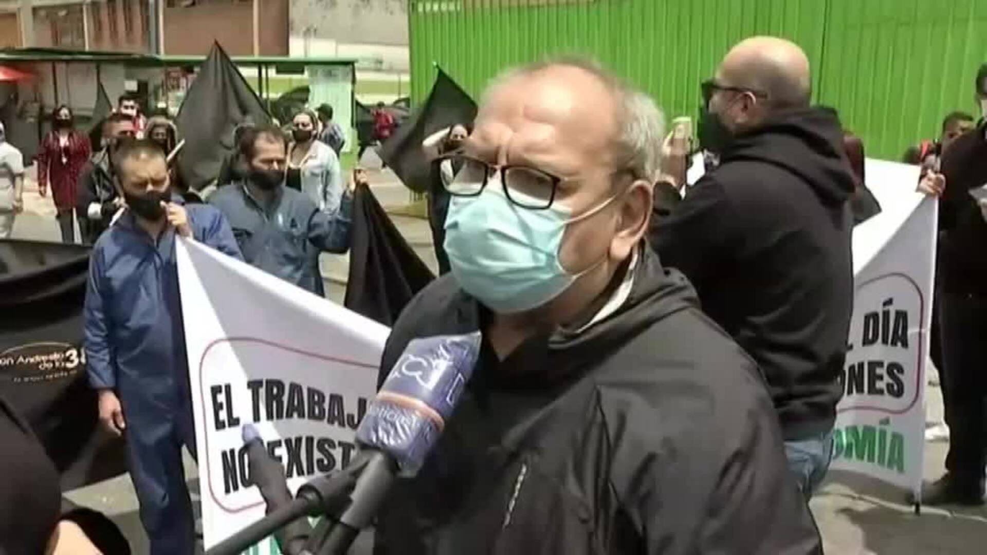 Los comerciantes colombianos exigen el fin del confinamiento