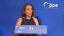 Gamarra denuncia que Sánchez pacte con quienes "pusieron en jaque la democracia"