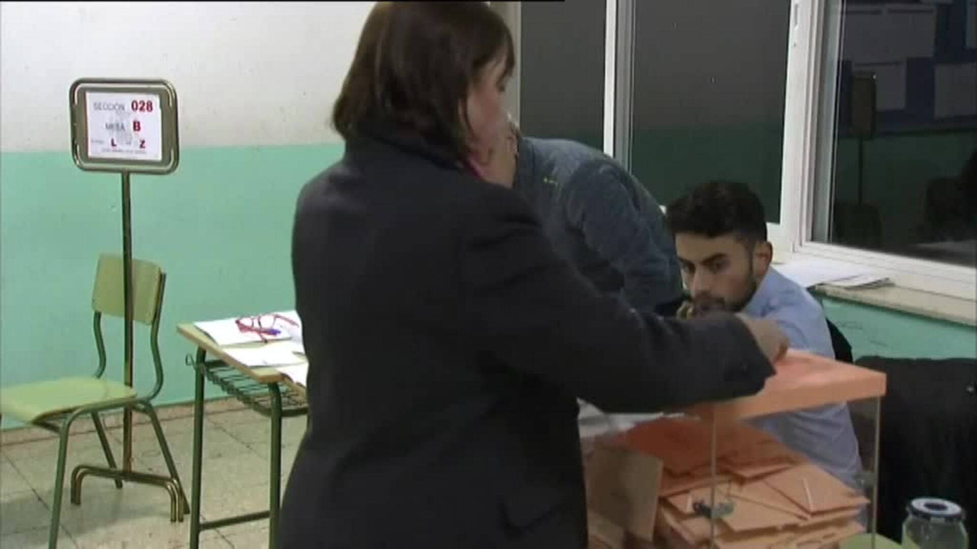 Cierre de los colegios electorales: comienza el recuento