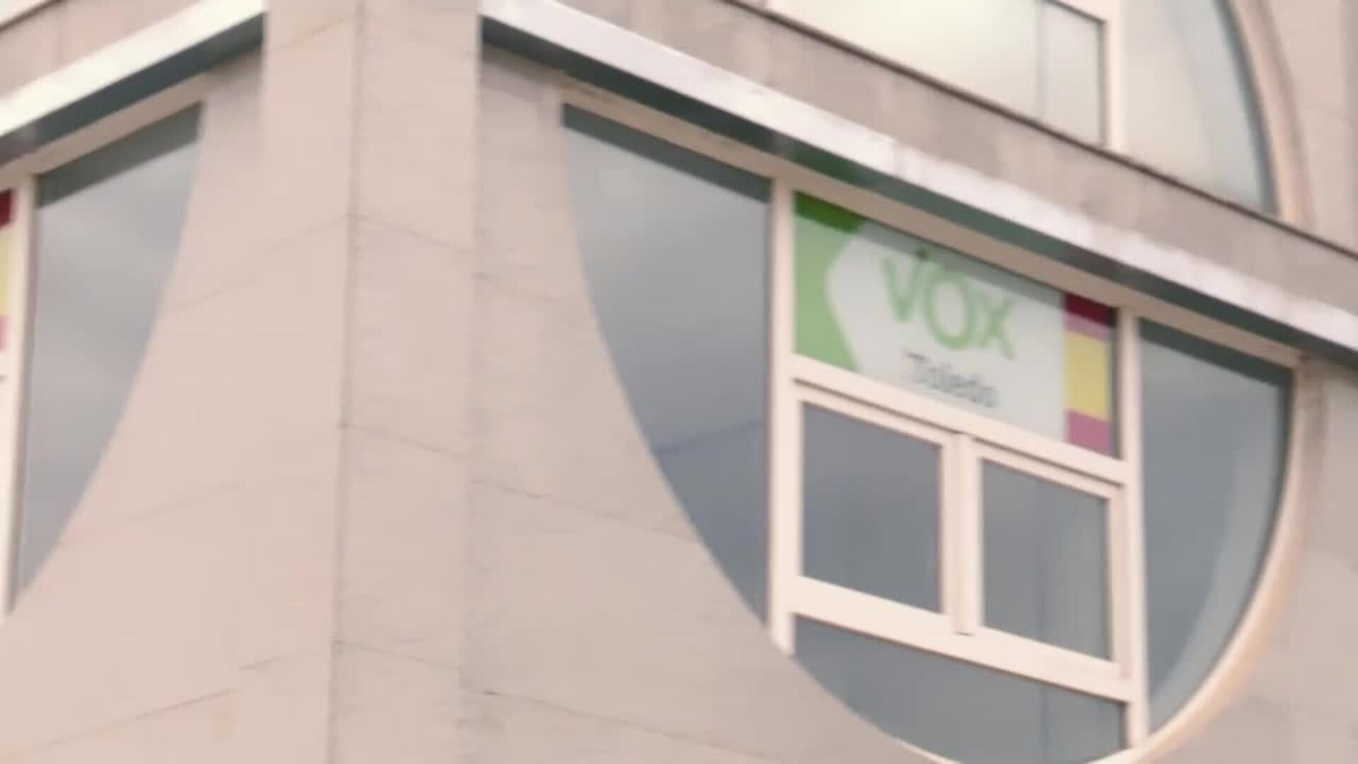 El PSOE publica una encuesta que le otorga la mayoría absoluta en C-LM