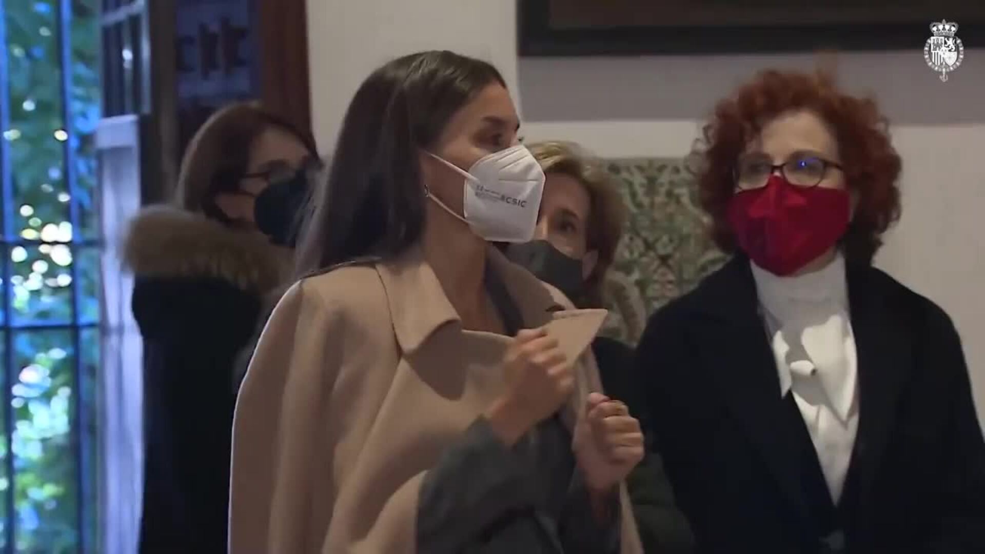 La Reina Letizia deja atrás su imagen más &#039;royal&#039; con un look XL