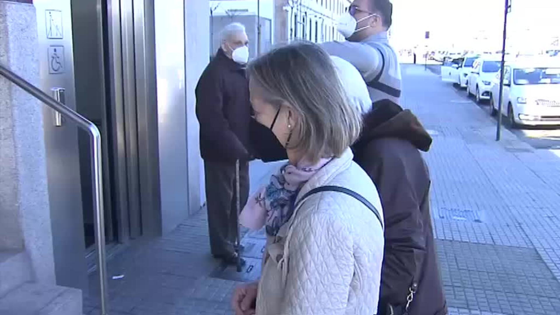 Nueve comunidades han comenzado a vacunar a los mayores de 80 años