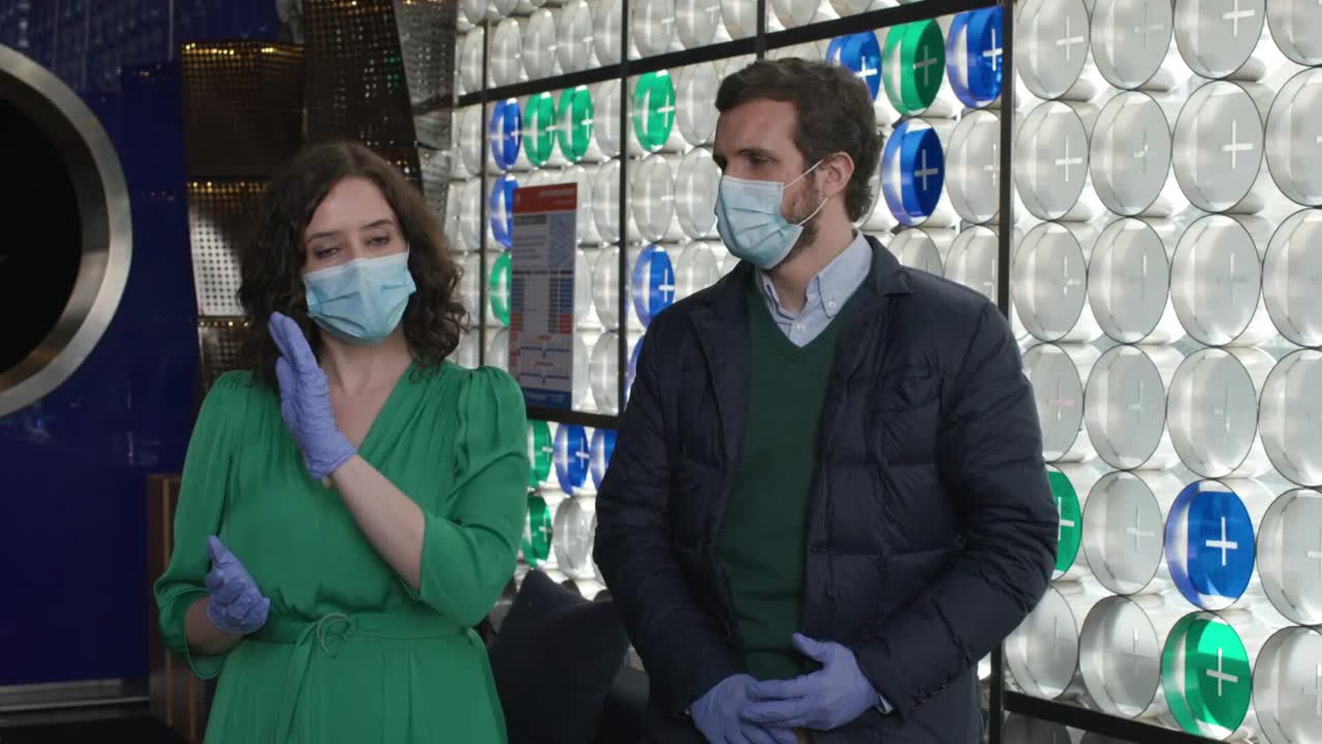 Una placa en las puertas de los 35 hoteles recordará su solidaridad