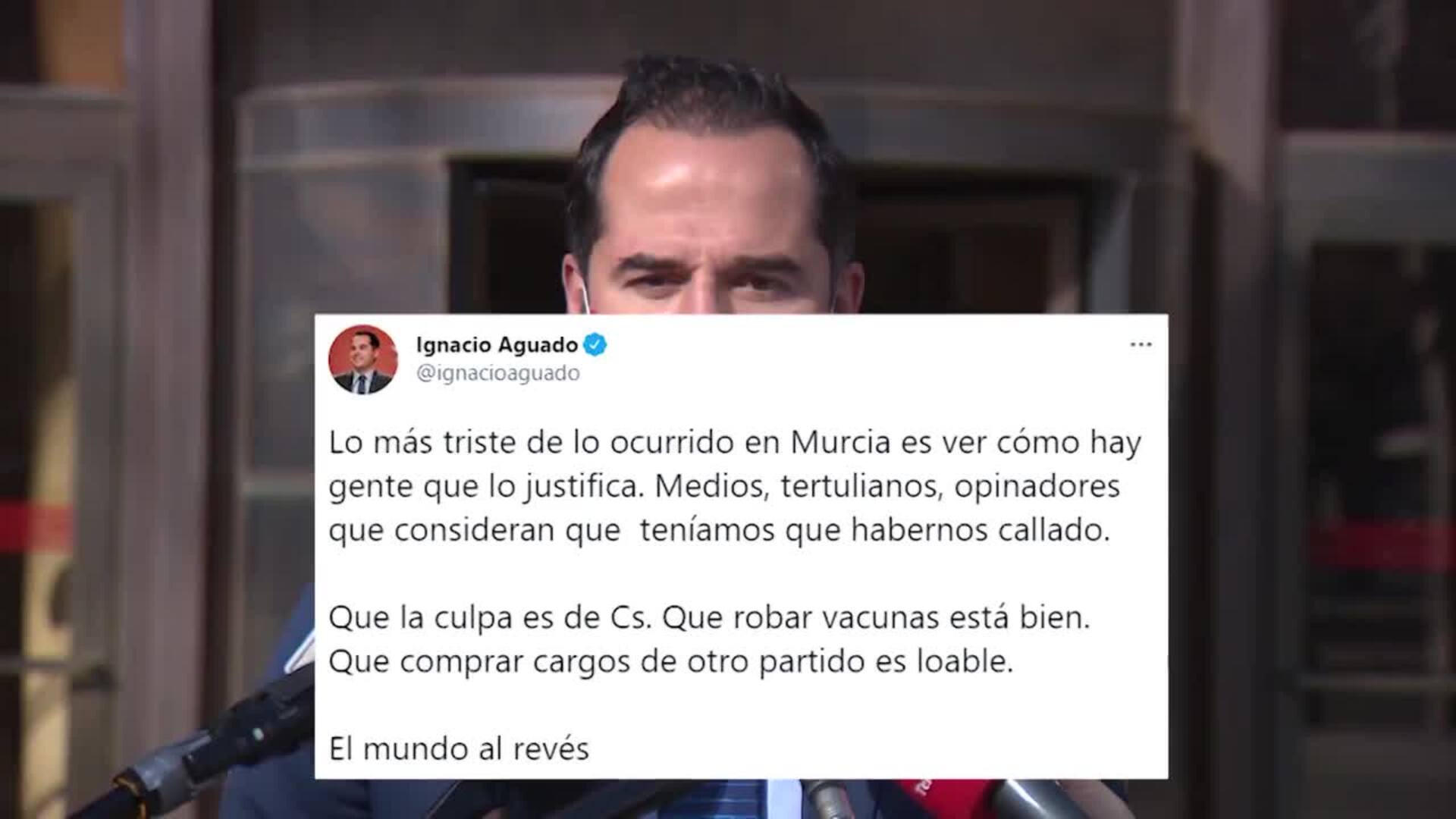 Madrid y Murcia centran el debate político entre el PSOE y el PP
