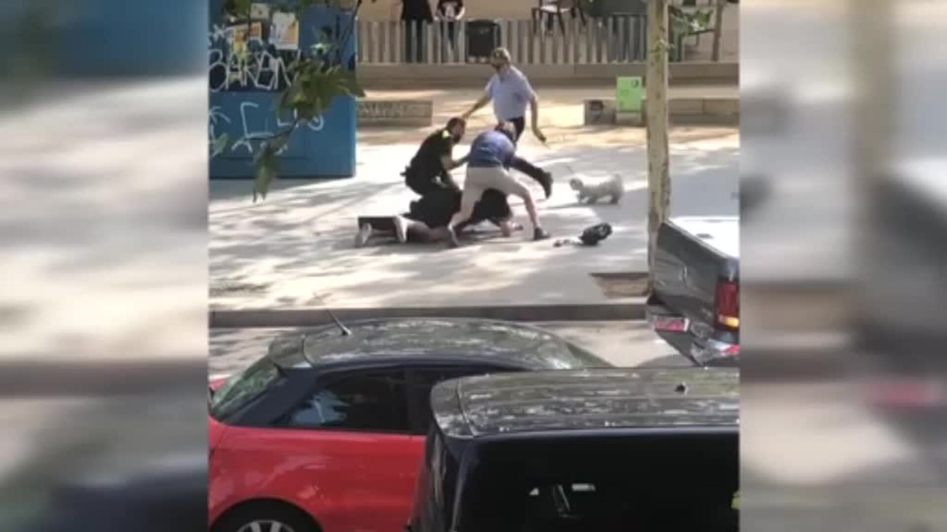 Un conductor deja 7 heridos tras chocar con otros vehículos y darse a la fuga en Barcelona