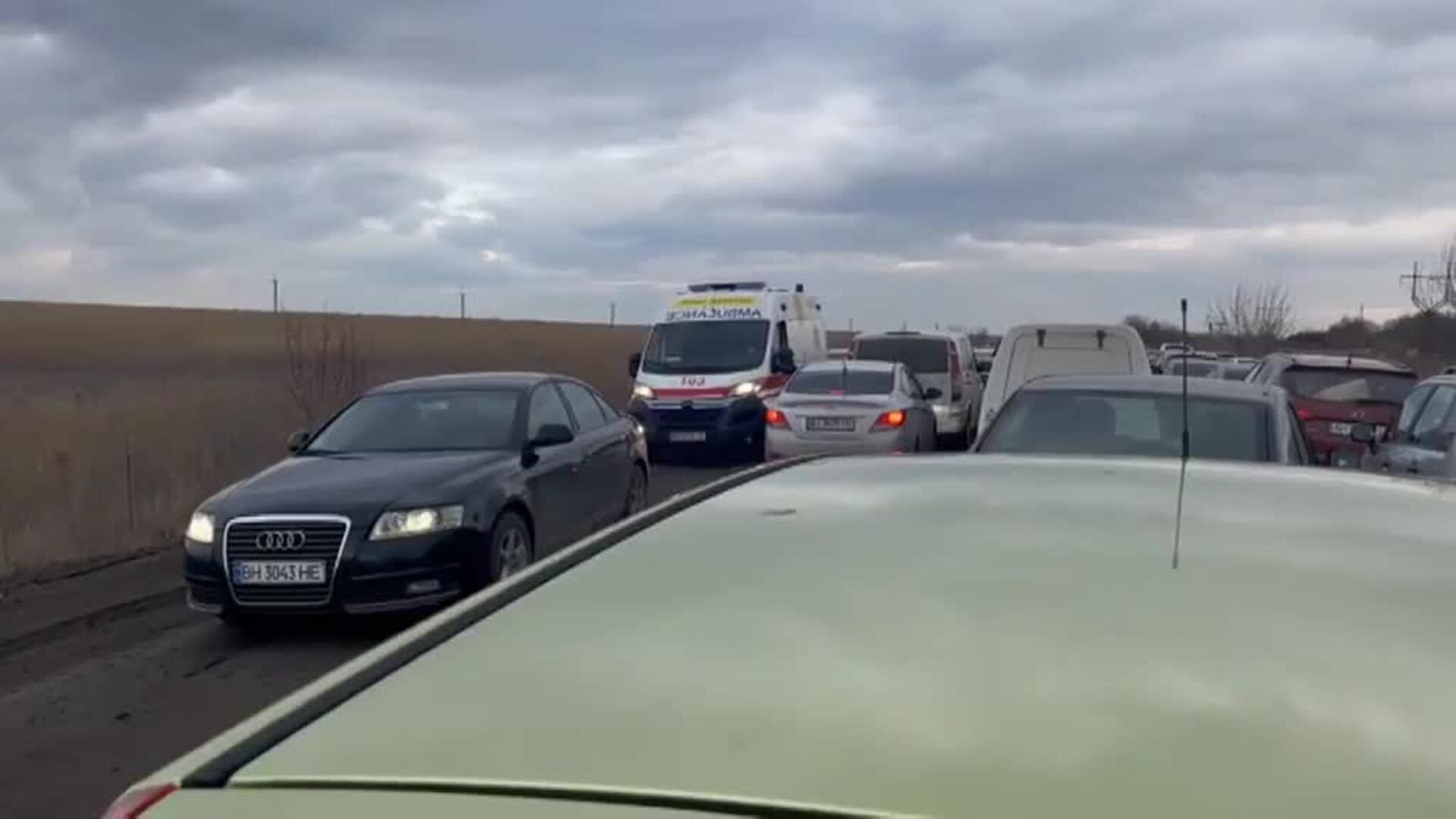 &quot;Acabaremos con esta plaga nazi&quot;, dice una refugiada