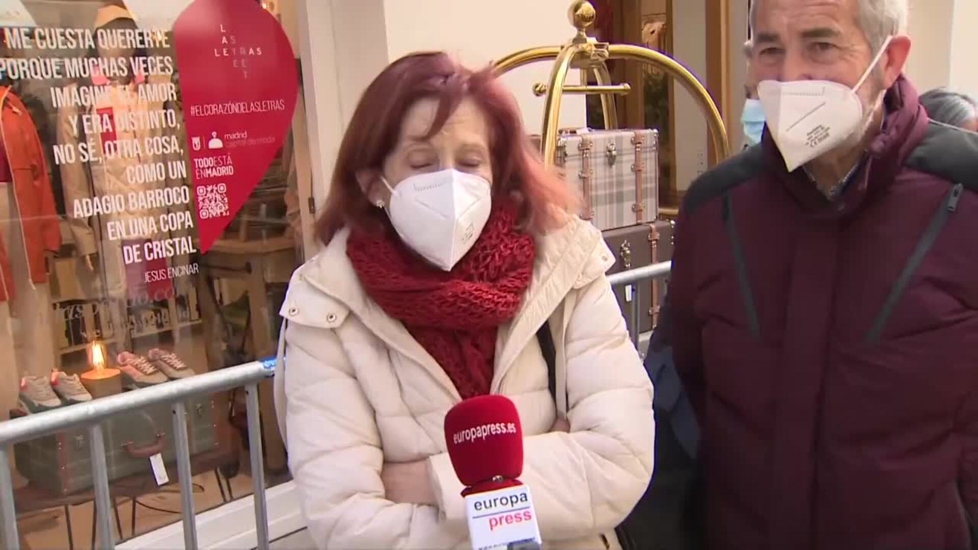 Los feligreses recuperan la veneración al Cristo de Medinaceli pero sin besapié