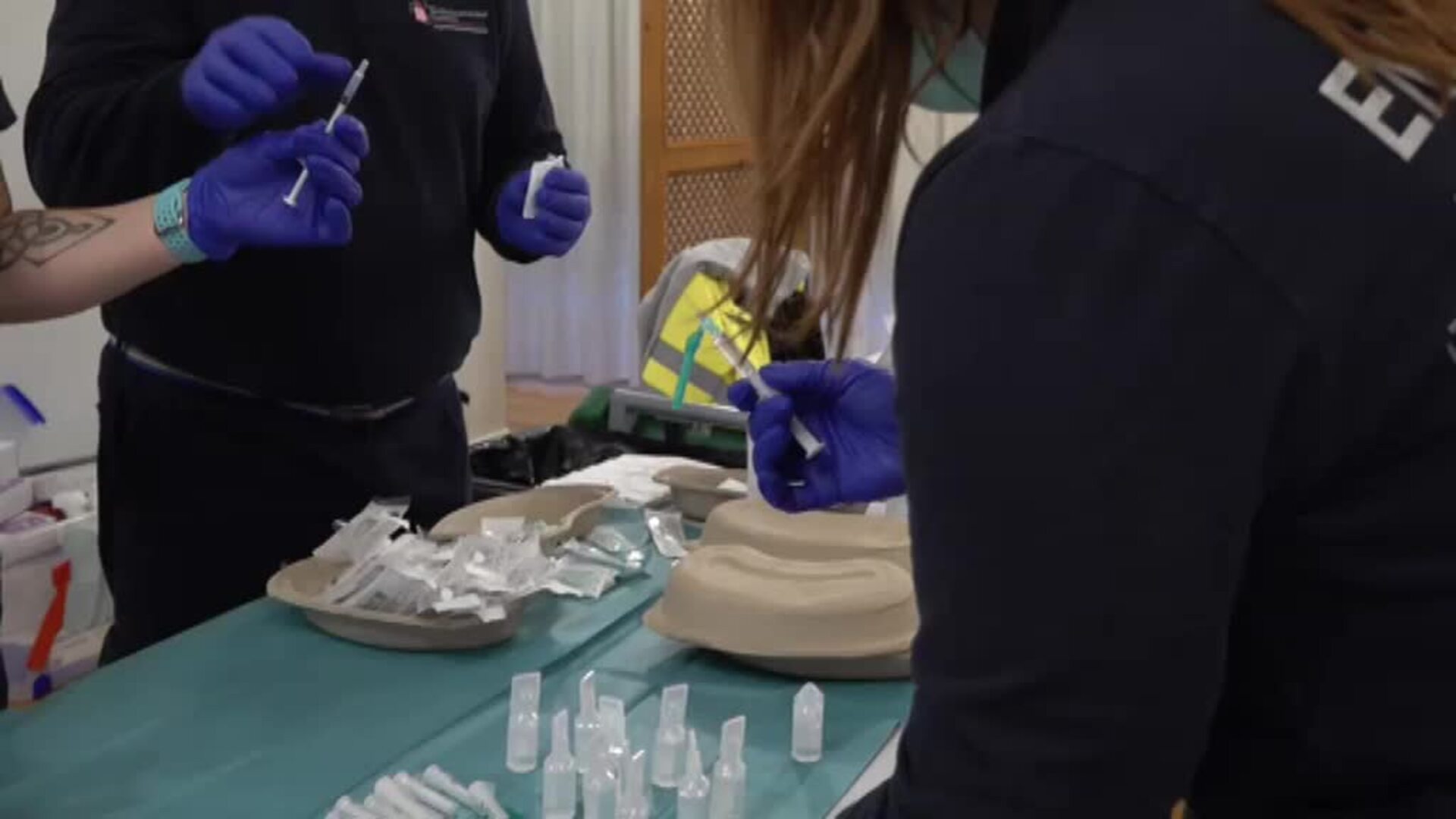 El alcalde de El Verger (Alicante) se resiste a dimitir por vacunarse antes de tiempo