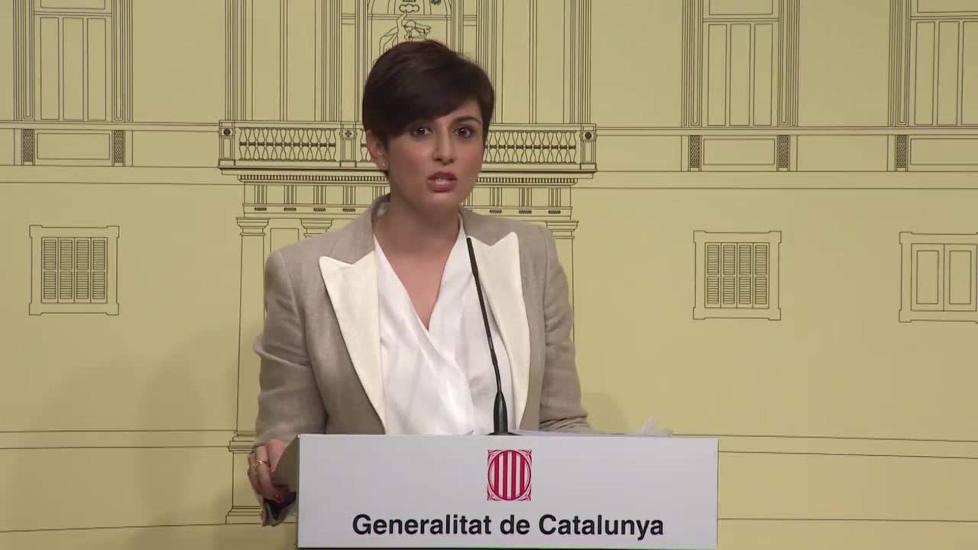 Gobierno califica de &quot;históricos&quot; los acuerdos con Cataluña y el Govern los ve escasos