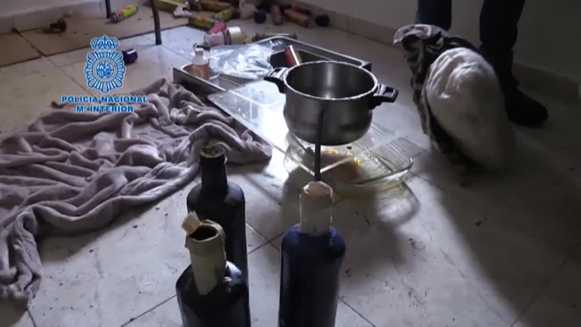 La Policía Nacional detiene en Murcia a dos traficantes que sorteaban una narcocesta de Navidad