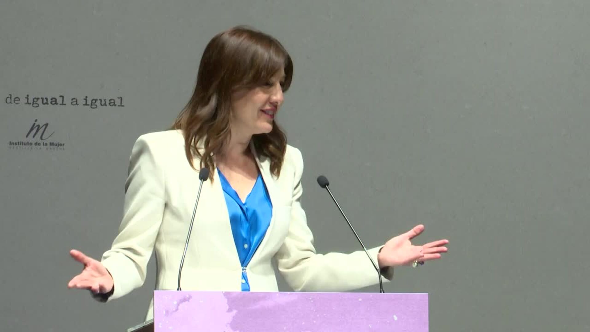 8M.- Page pide perfeccionar el concepto de Igualdad y fijar la meta final de la lucha