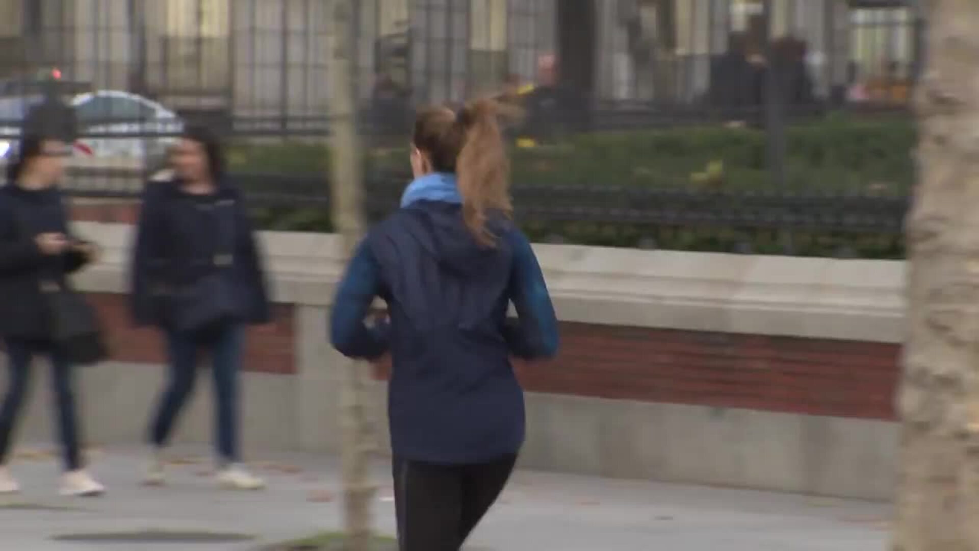 El Retiro cerrado por el fuerte viento