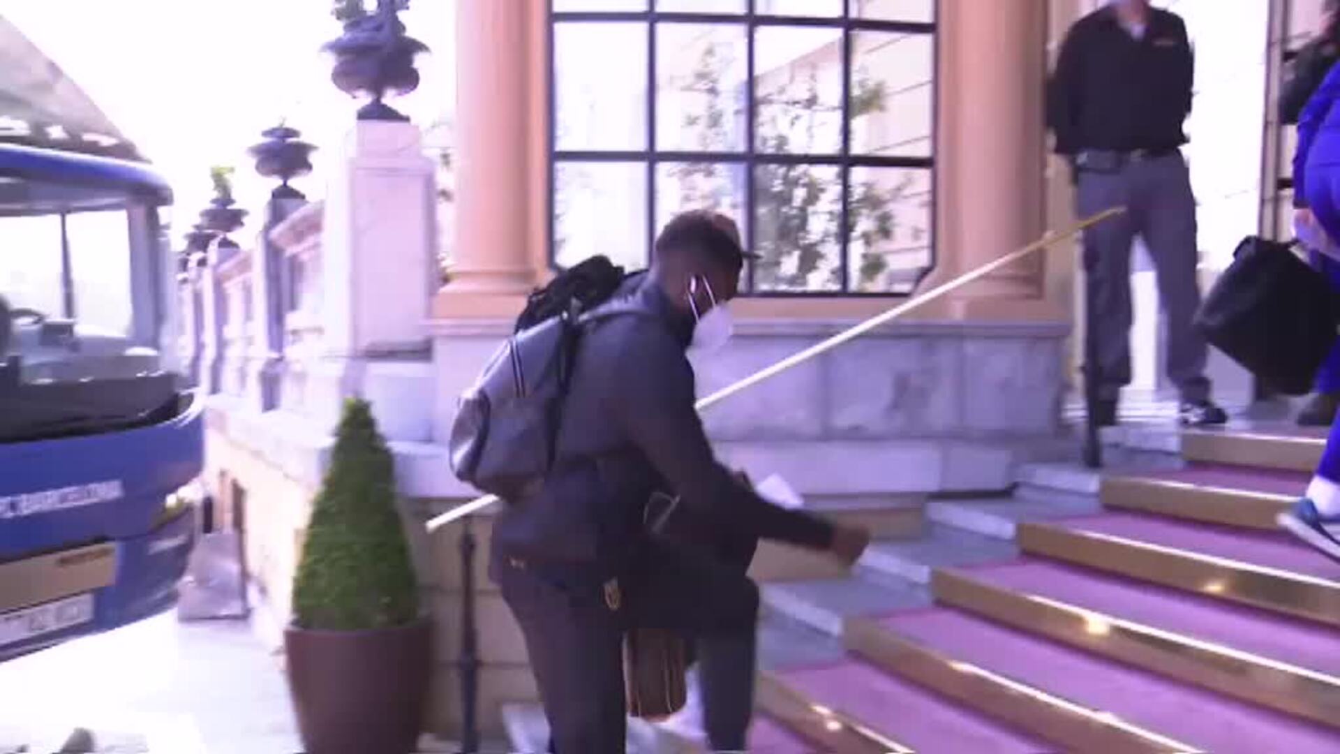 El Barça aterriza en San Sebastián con el objetivo de ganar entre ceja y ceja