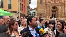Vox pide elecciones generales y promete impulsar un "plan de reconstrucción nacional"
