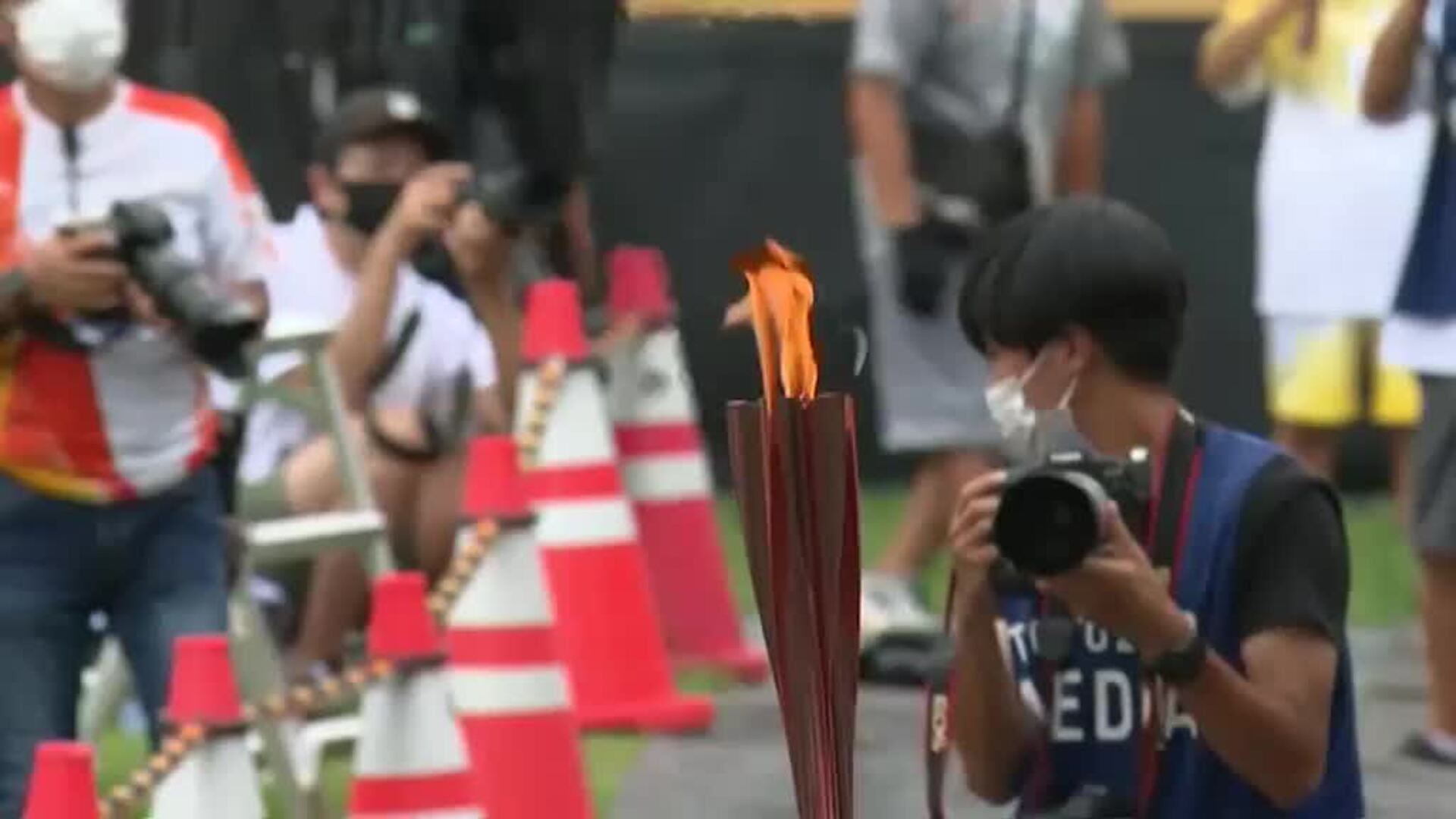 Un &quot;íntimo&quot; relevo de la antorcha da la salida a los Juegos Paralímpicos