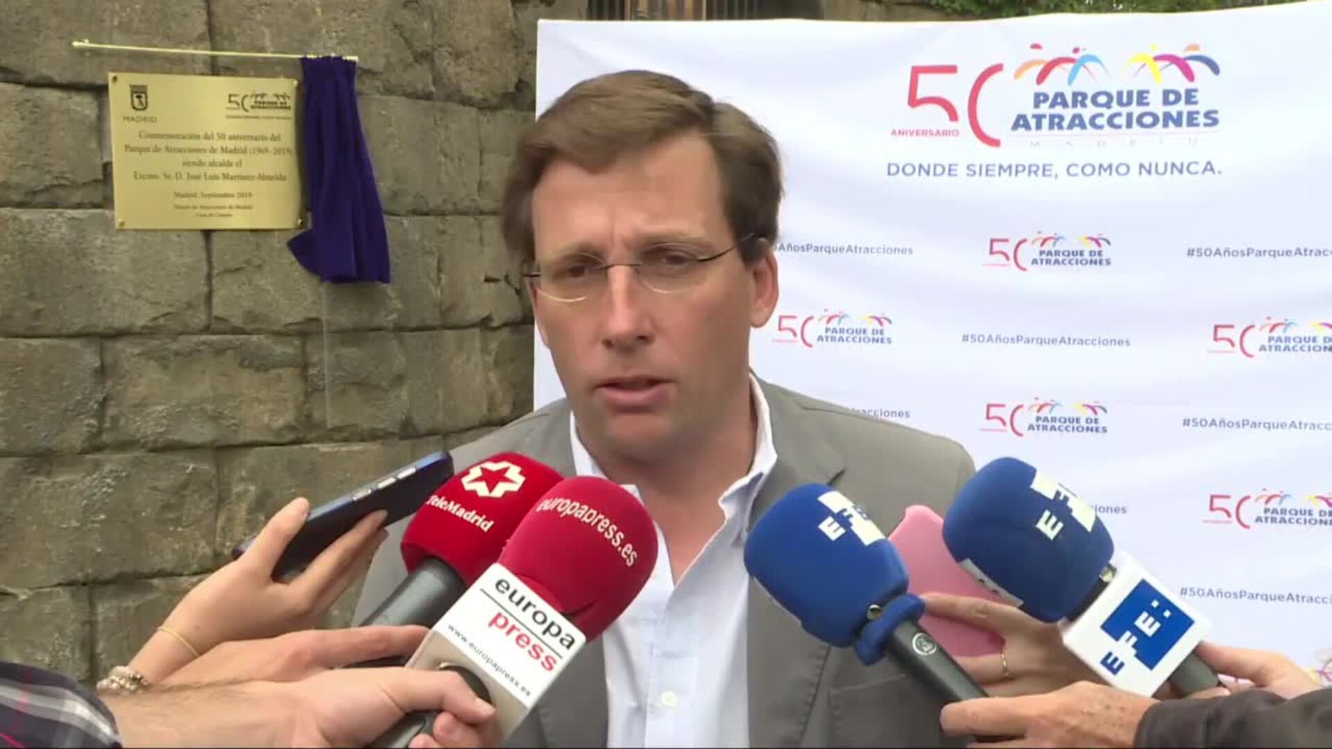 Almeida justifica el cese a la directora jurídica de la EMVS