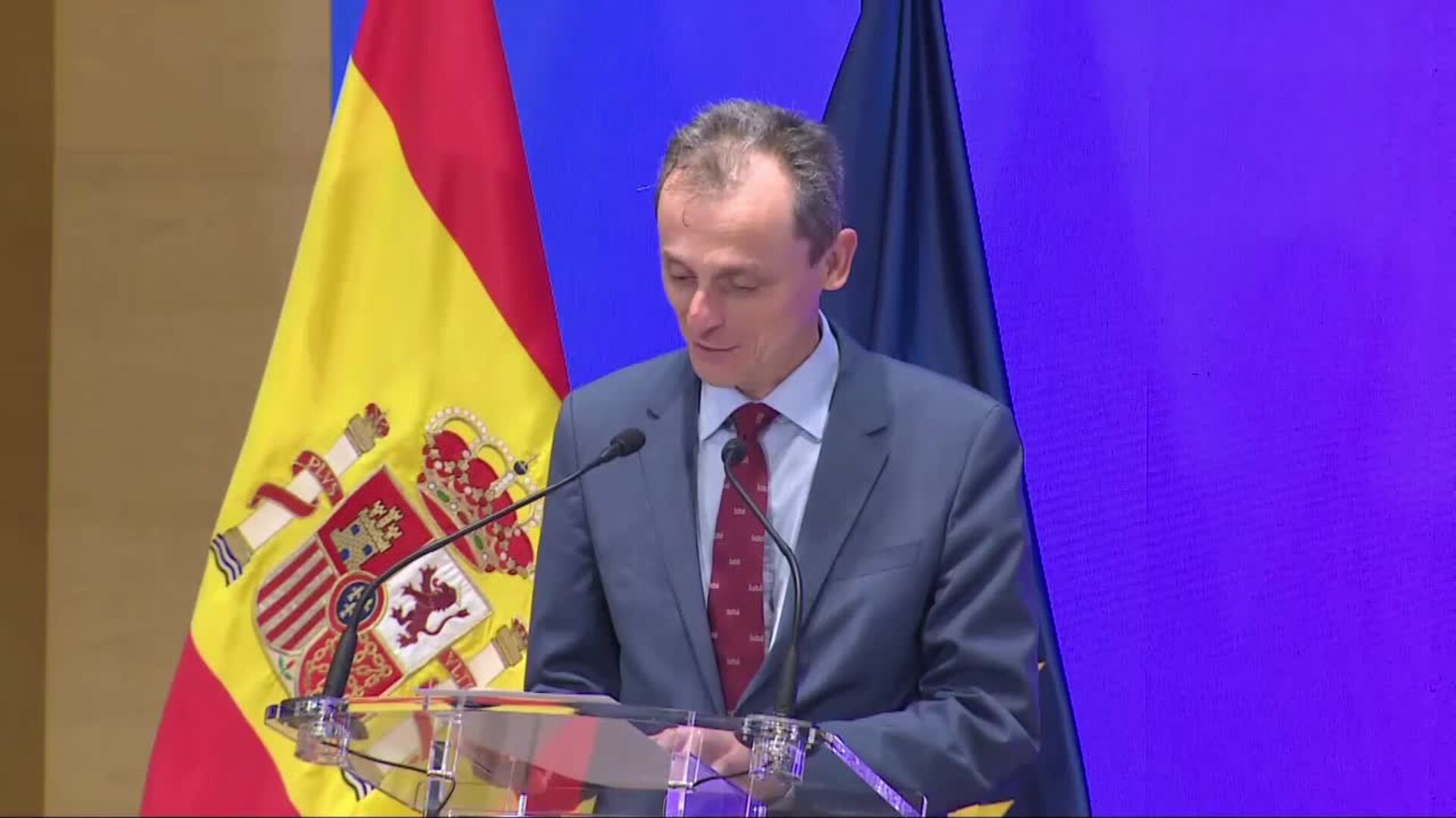 Duque afirma haber aprendido a detectar micromachismos