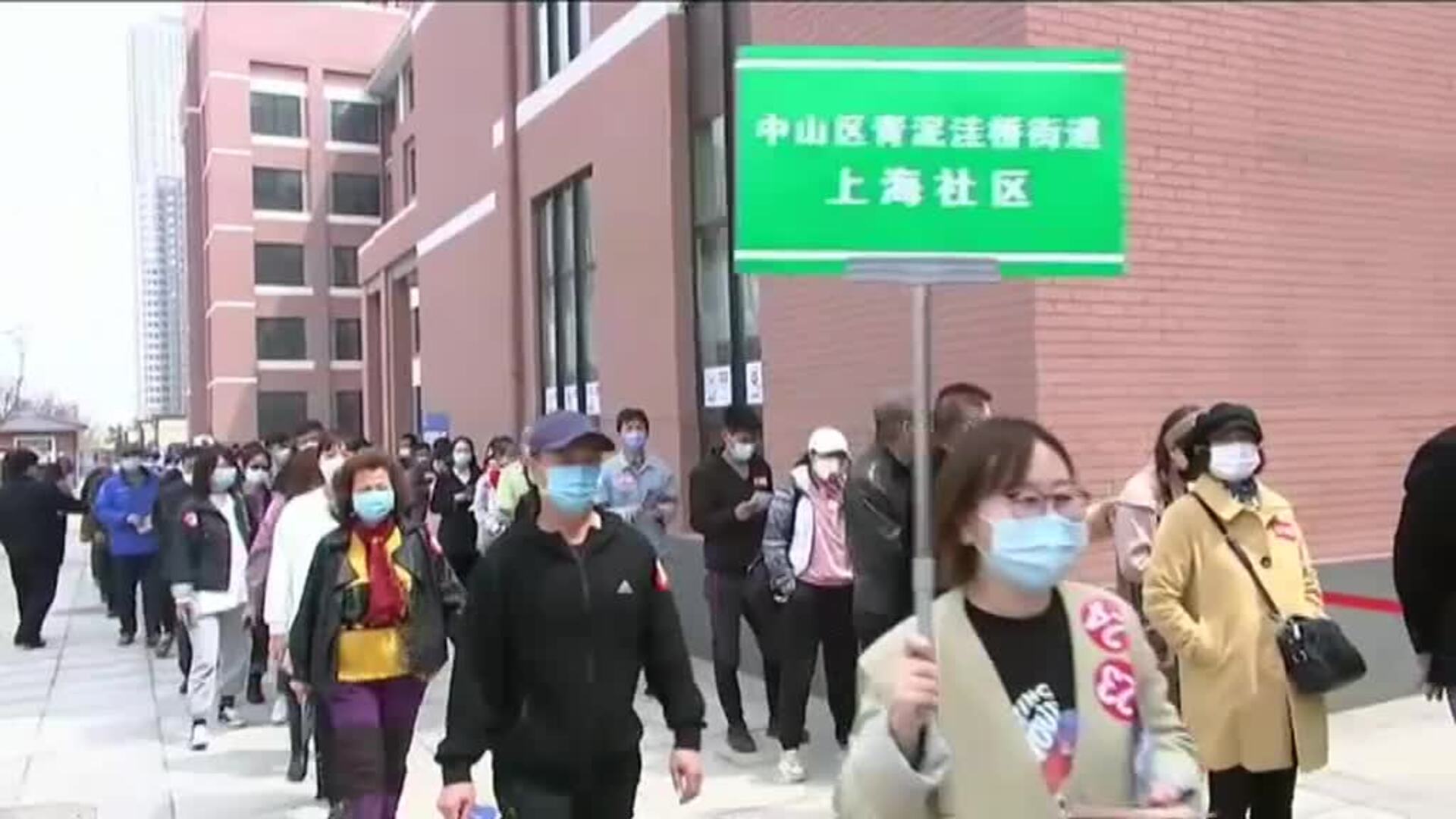 China ya ha administrado más de 435 millones de dosis de vacunas COVID-19