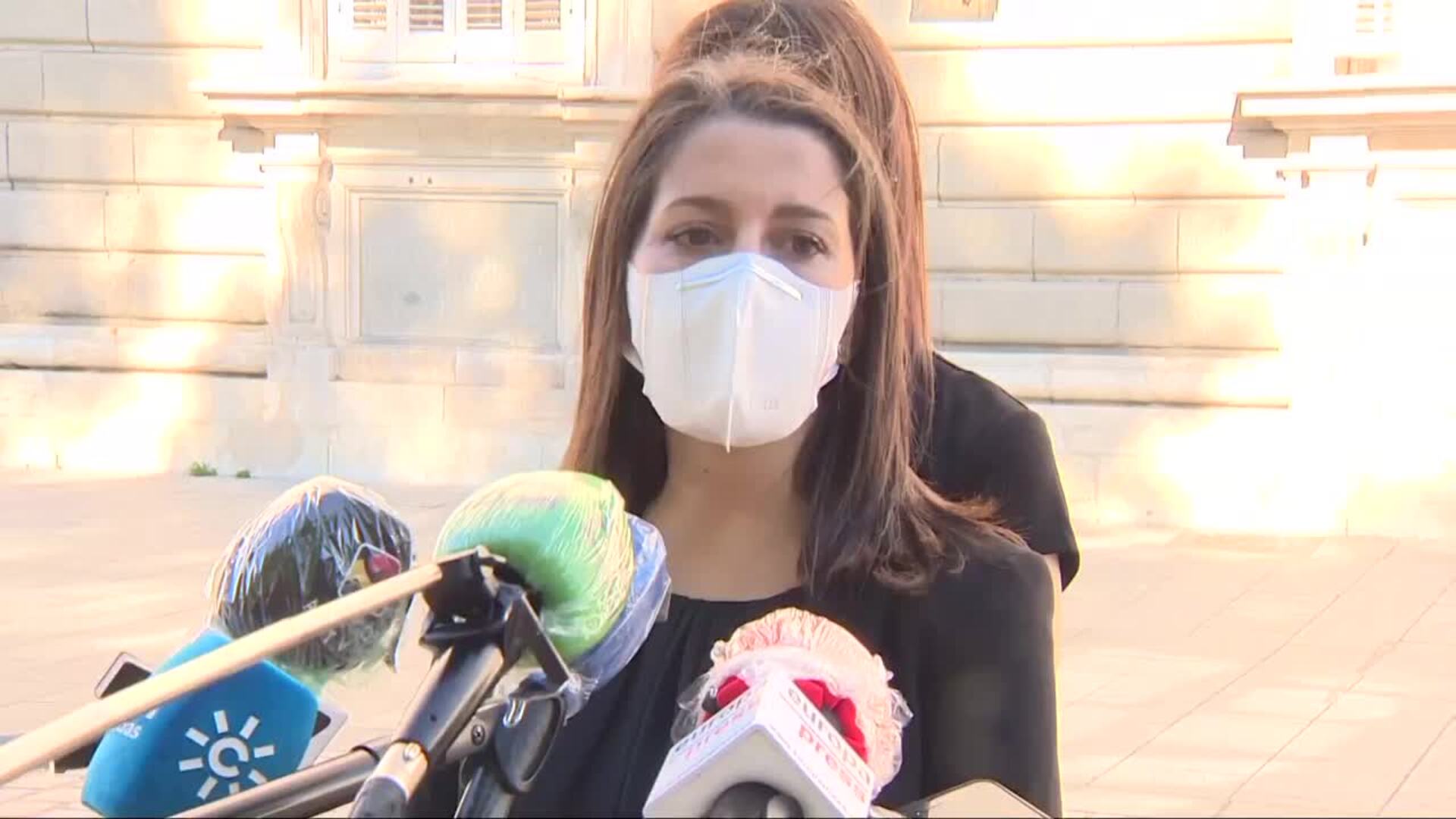 Arrimadas considera que el homenaje era &quot;absolutamente necesario&quot;