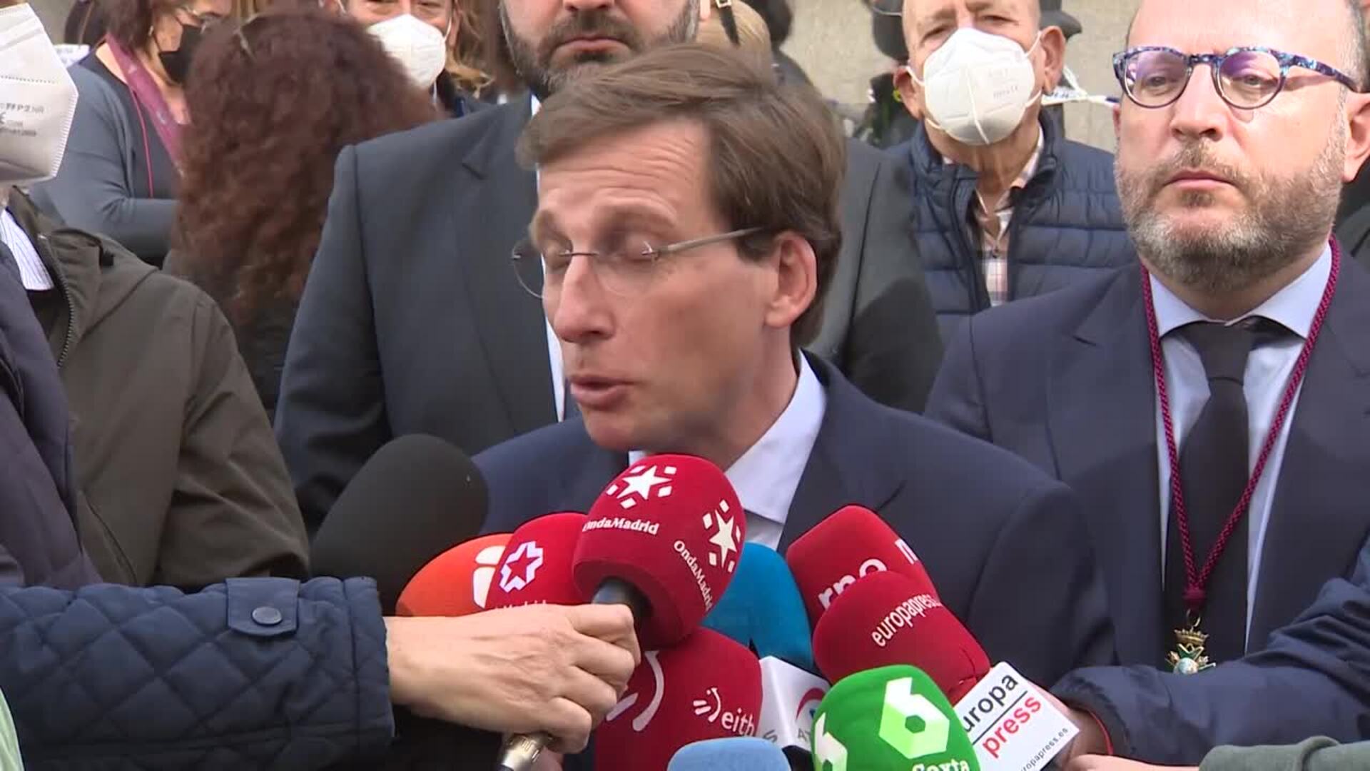 Almeida ve &quot;raro&quot; que la Fiscalía solo investigue &quot;a gobiernos del PP&quot;