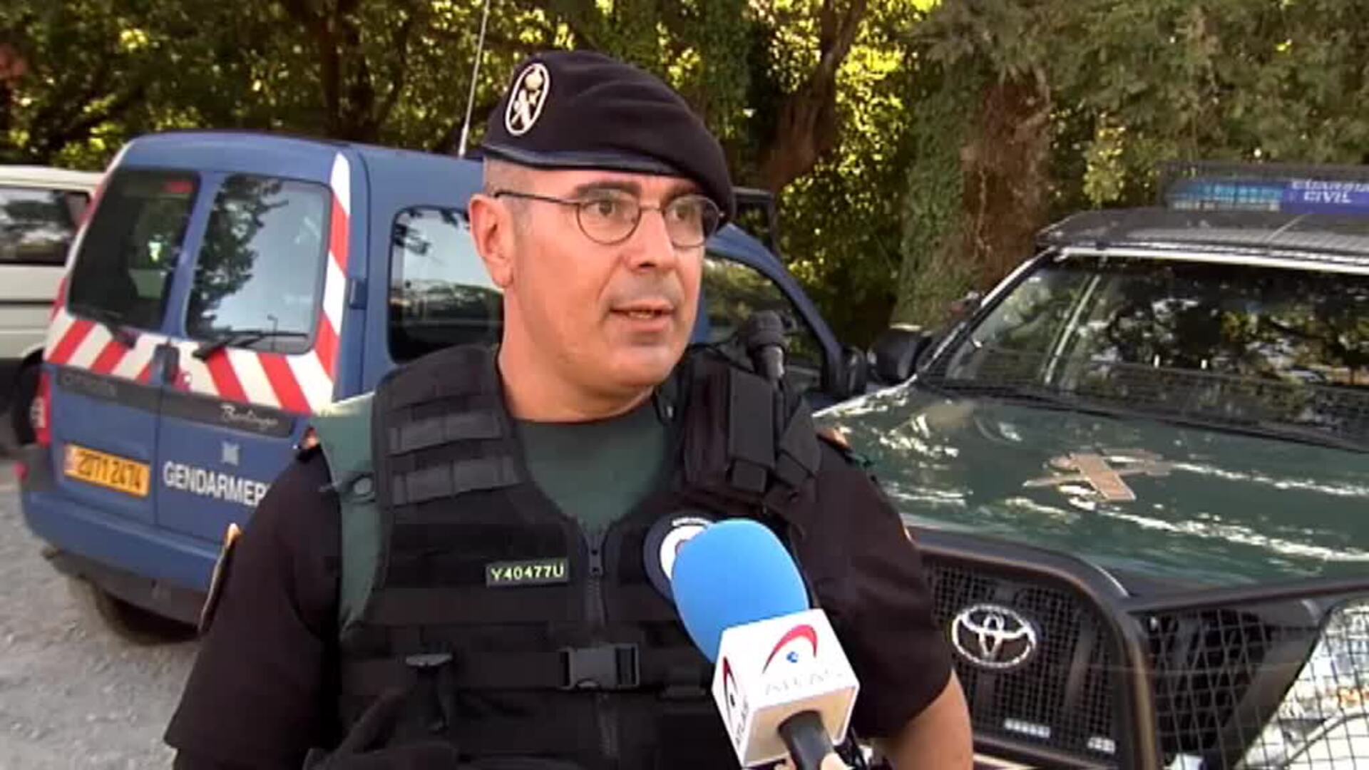 Primeros enfrentamientos entre policías y asistentes a la contracumbre del G7