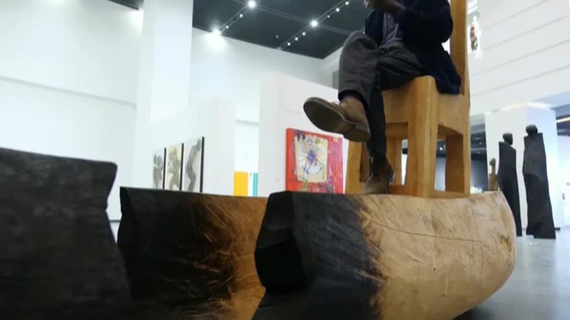 La exposición &#039;Préstame tus sueños&#039; busca que el arte africano llegue al mercado internacional