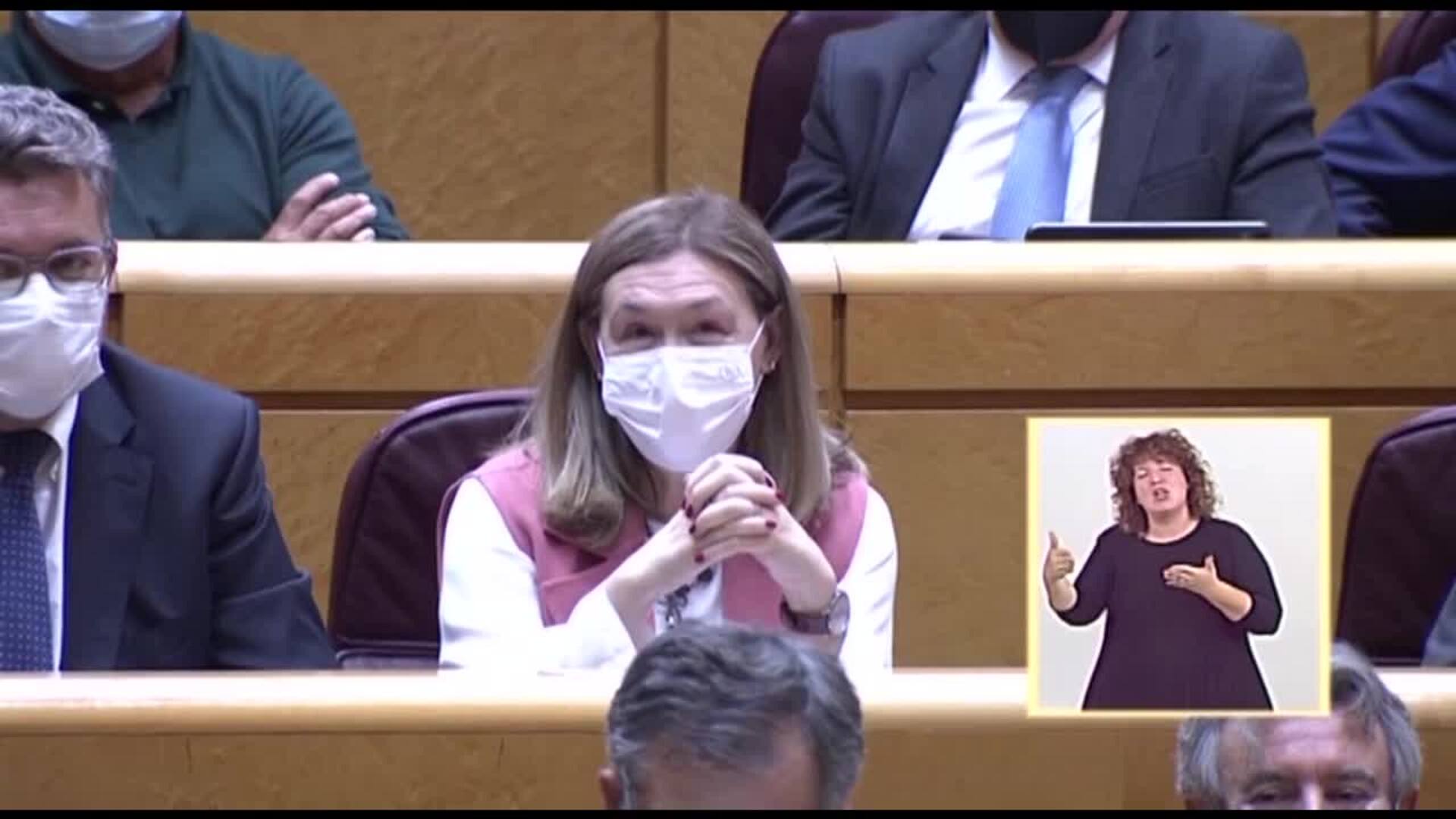 Díaz insiste en que el Gobierno acabará &quot;con los errores de la política laboral del PP&quot;