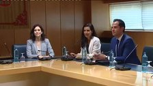La investidura de Ayuso será los días 8 y 9 o 12 y 13 de agosto