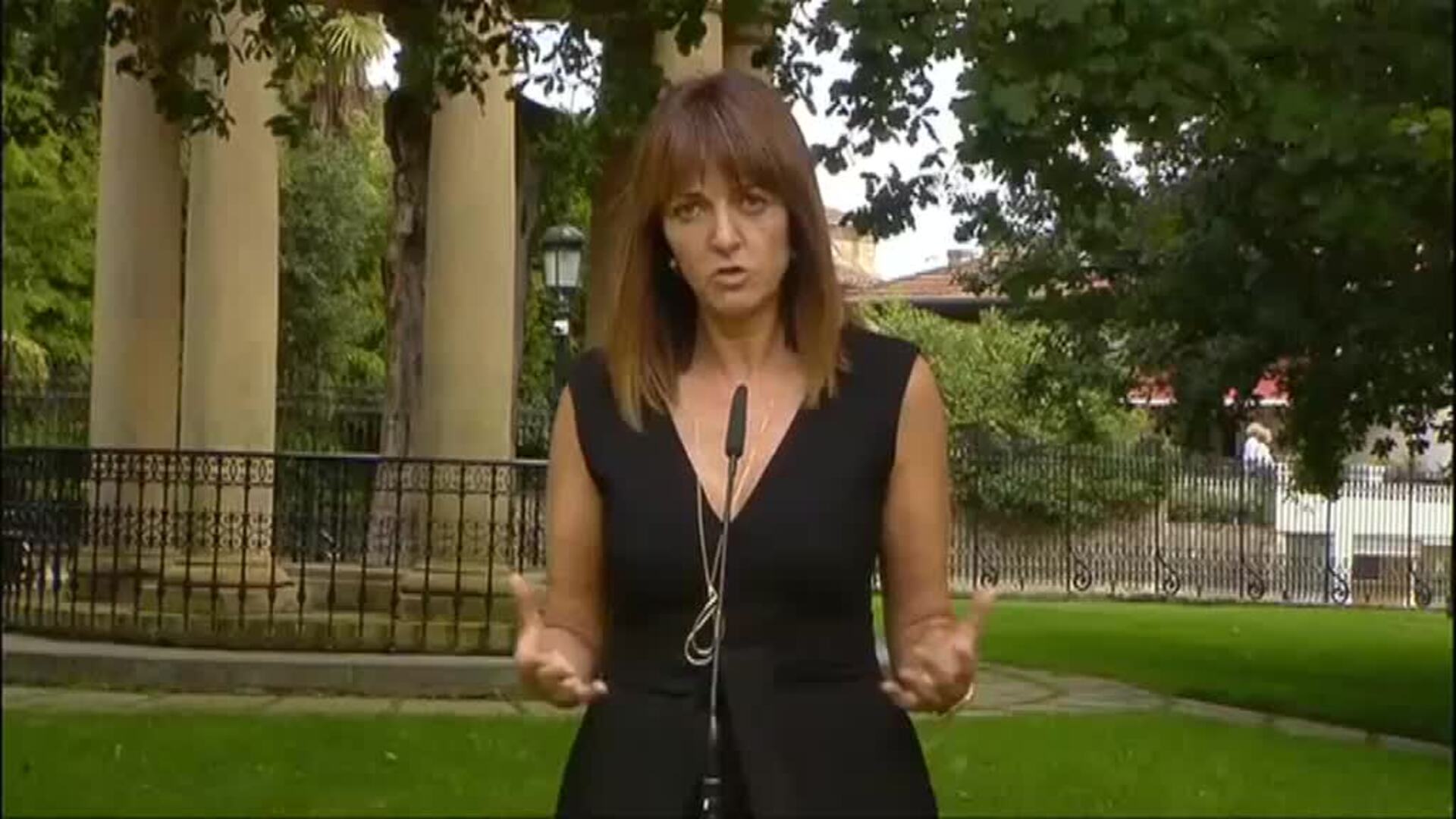 Idoia Mendia asegura que el Gobierno vasco &quot;va a colaborar con el resto de gobiernos&quot;
