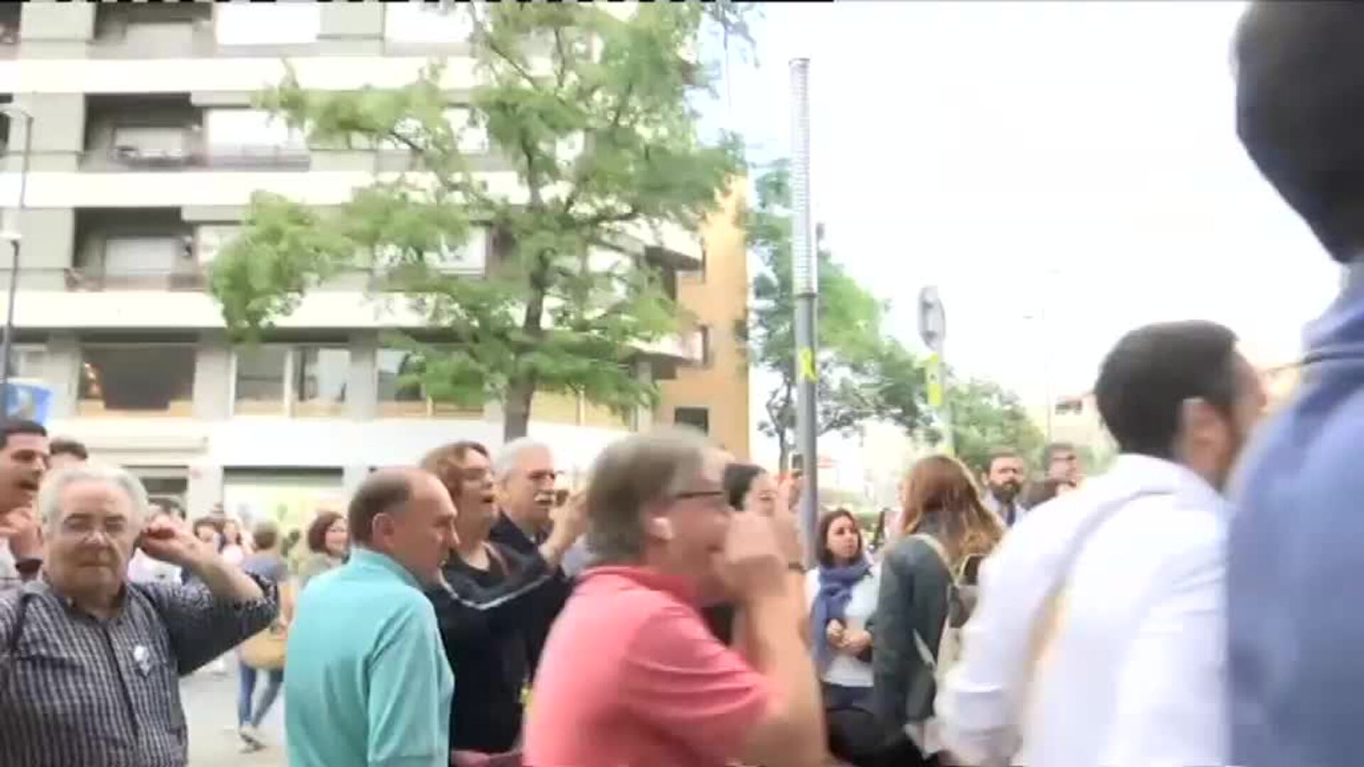 Incidentes por la exhibición de banderas españolas en las protestas