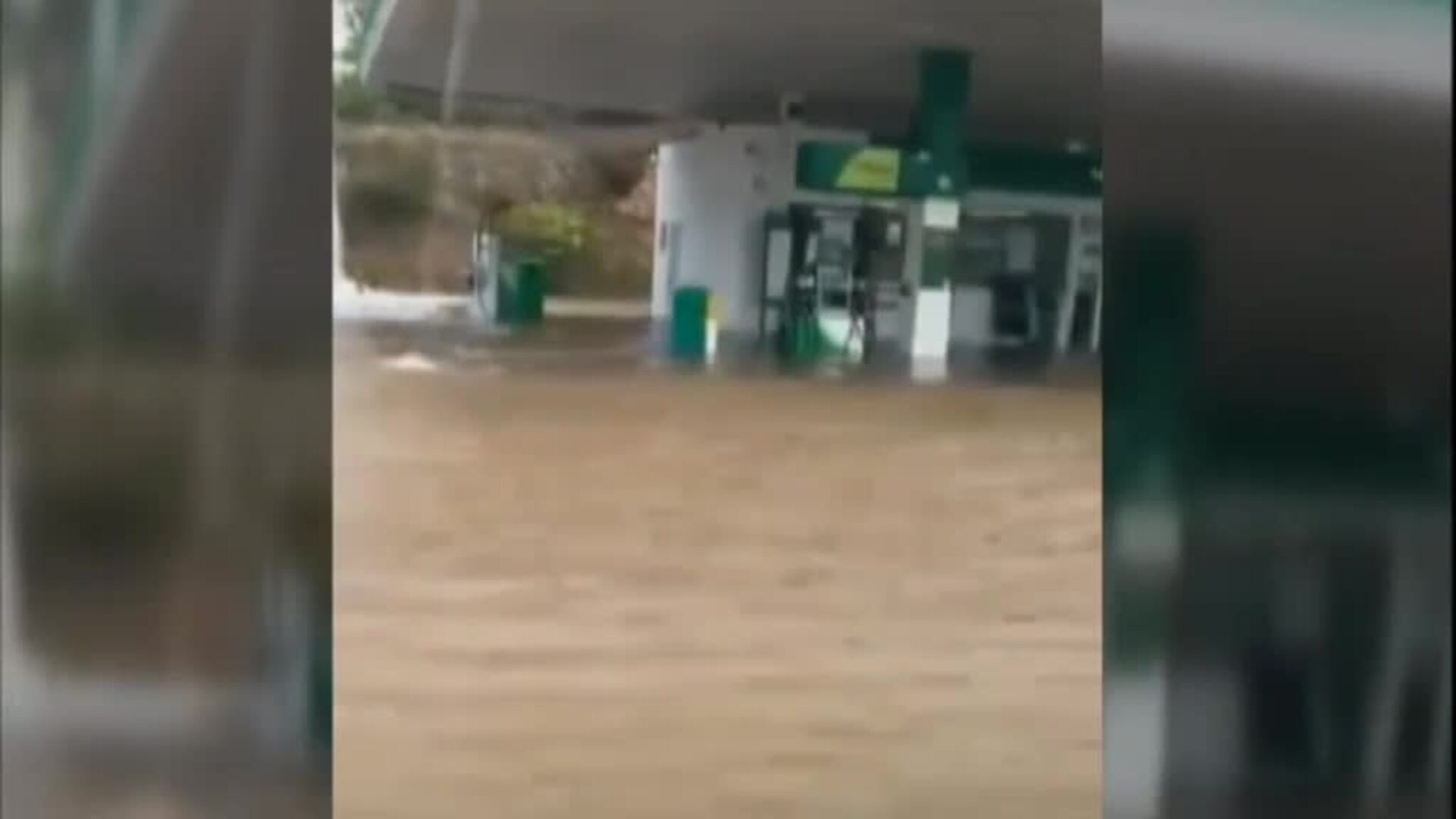 Las fuertes lluvias causan graves daños en Benicassim
