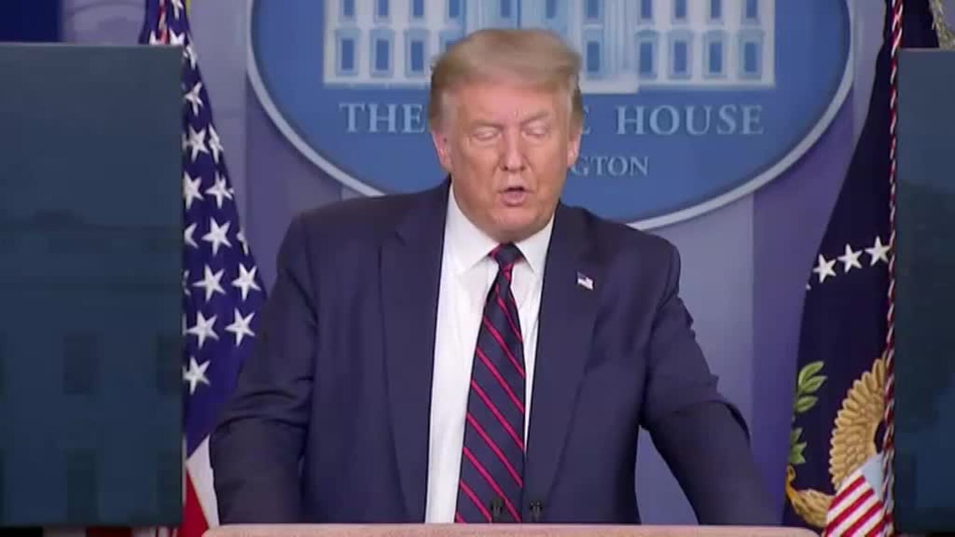 Trump, nuevo defensor del uso de la mascarilla