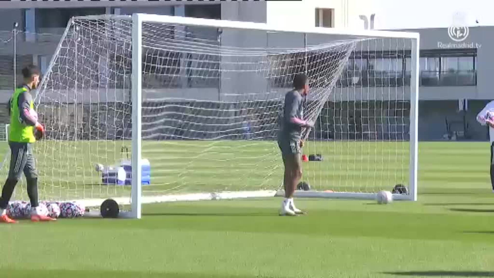 El Real Madrid comienza a preparar su debut en Champions con la presencia de Sergio Ramos