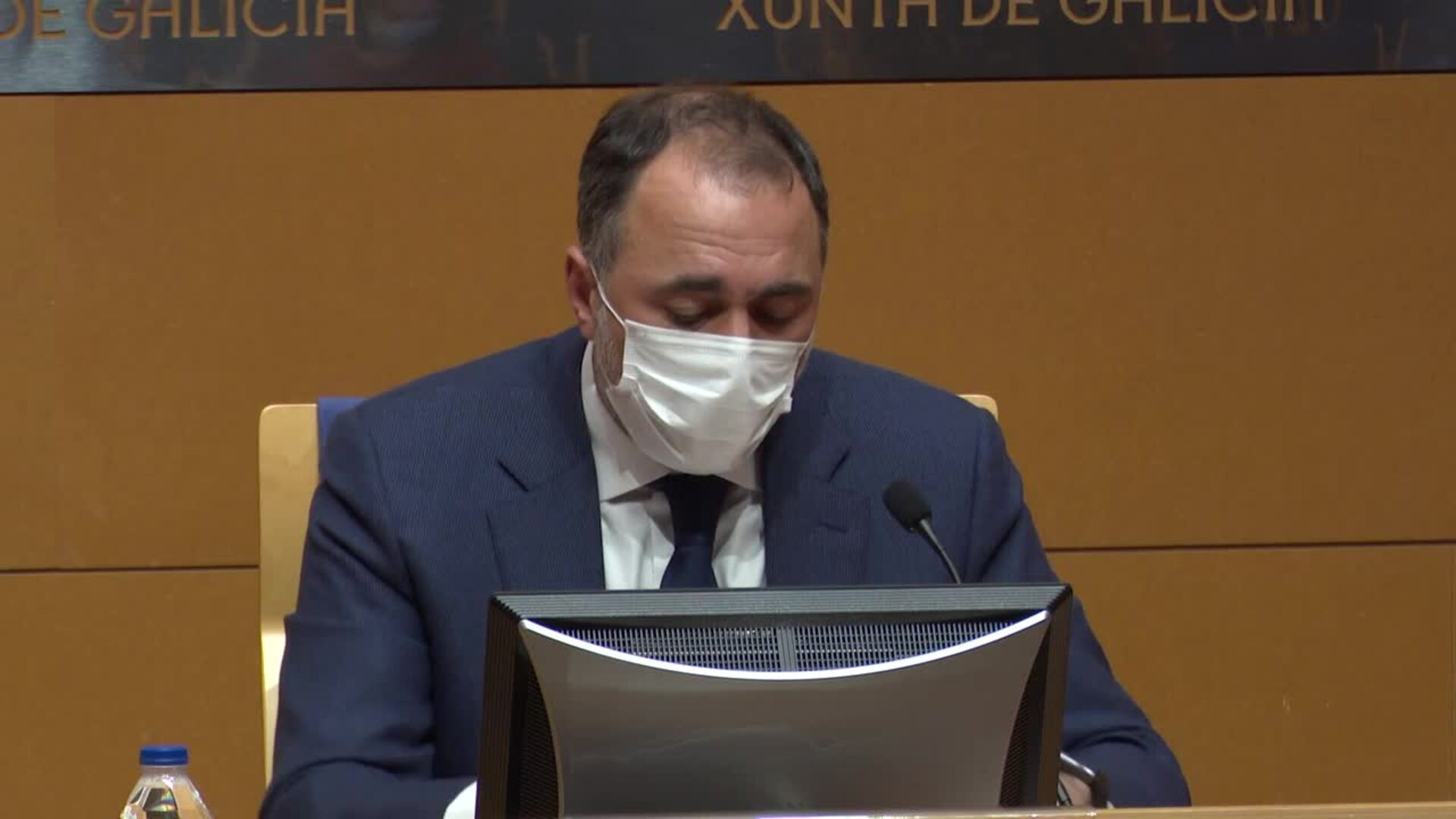 Galicia limita hostelería y reuniones y cierra discotecas a las dos