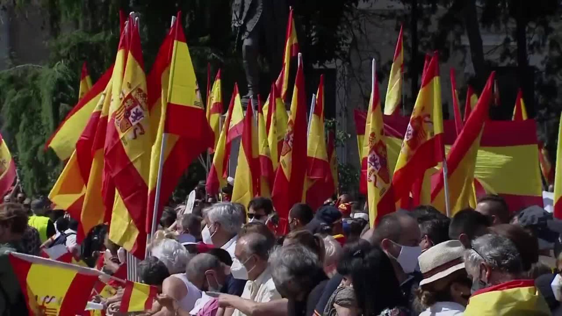Aforo completo en la Plaza de Colón en la manifestación contra los indultos