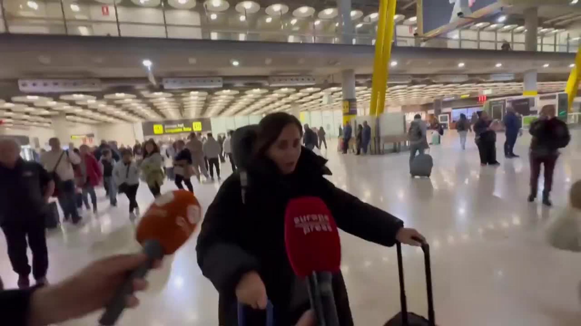 Anabel Pantoja responde con humor a las críticas por su error durante su viaje a Ámsterdam