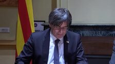 Los nuevos delitos contra Puigdemont facilitan mucho una entrega a España