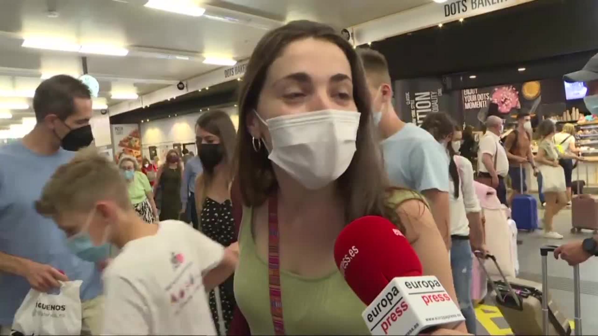 Viajeros optan por la playa para estas vacaciones de verano