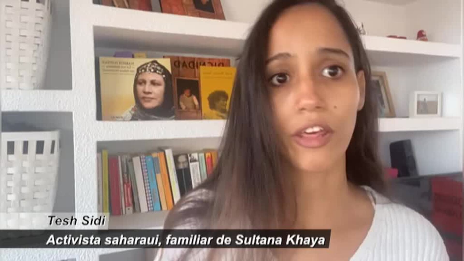 La activista saharaui Sultana Khaya hace un llamamiento desesperado para salvar su vida y la de su familia